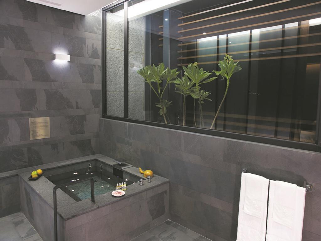 טאיצ'ונג The Sun Hot Spring & Resort מראה חיצוני תמונה